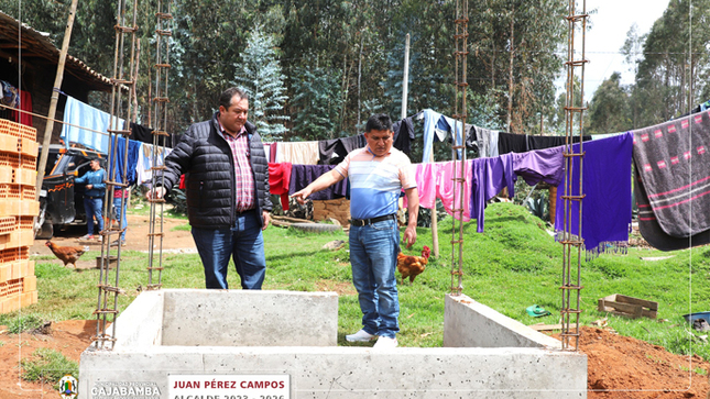 Alcalde supervisa avance de obra de agua y saneamiento en Chanshapamba, Churgapamba y Chucruquio