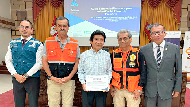 Cenepred participa en la clausura de curso sobre estrategias financieras dirigida a las municipalidades de Lambayeque