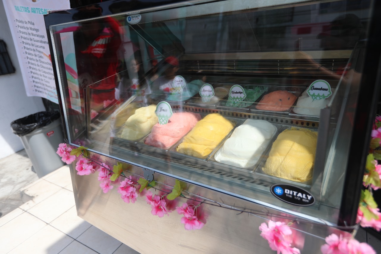 La Ruta del Helado de SJL refrescó a docenas de vecinos ante el calor incesante