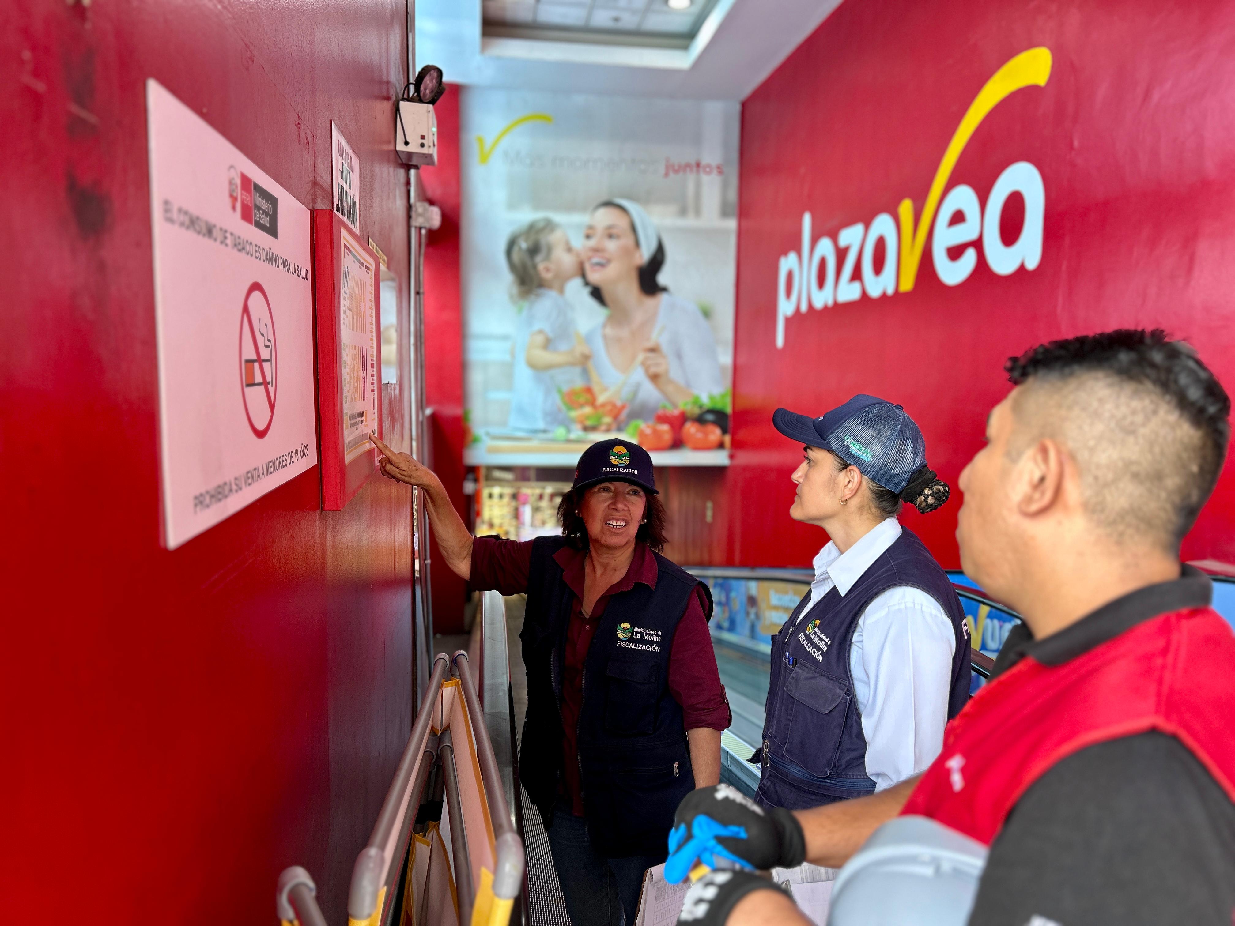 Clausuran Plaza Vea en La Molina