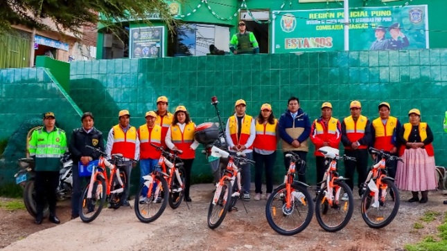 Entregan bicicletas a juntas vecinales de Puno para reforzar la seguridad ciudadana