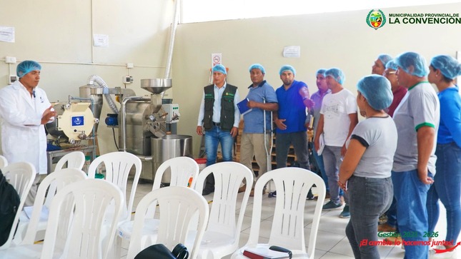 Capacitación al equipo técnico del proyecto Cacao Chuncho para mejorar el proceso de transformación del cacao