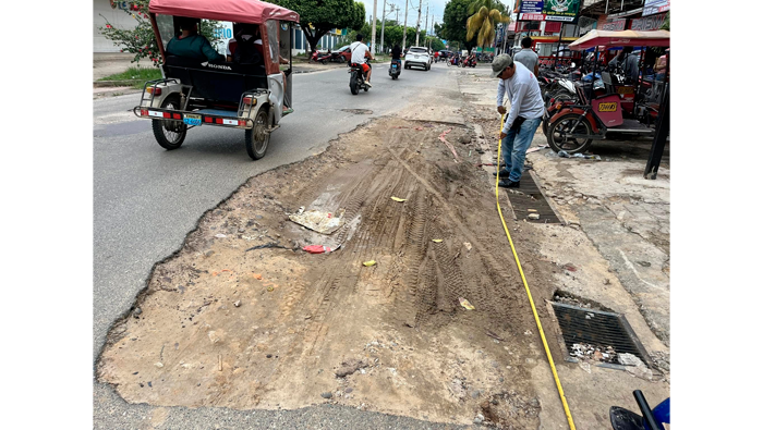 Inspeccionan calles en mal estado dejadas por EMAPA San MartΓn.