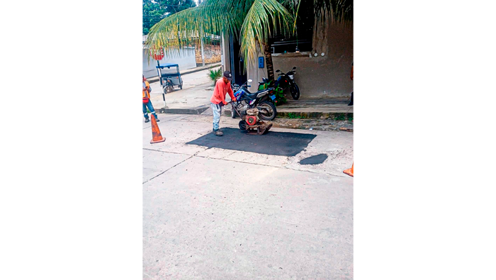 Resanado de vΓas en diferentes arterias de la ciudad de Tarapoto.