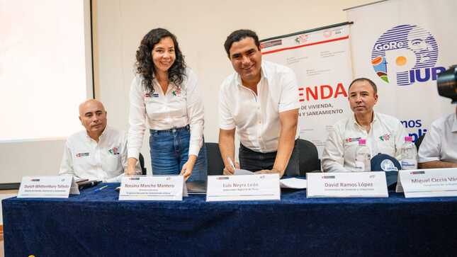 Gobernador y ministro de vivienda firman convenio para llevar agua de Poechos a planta de Curumuy mediante una tubería