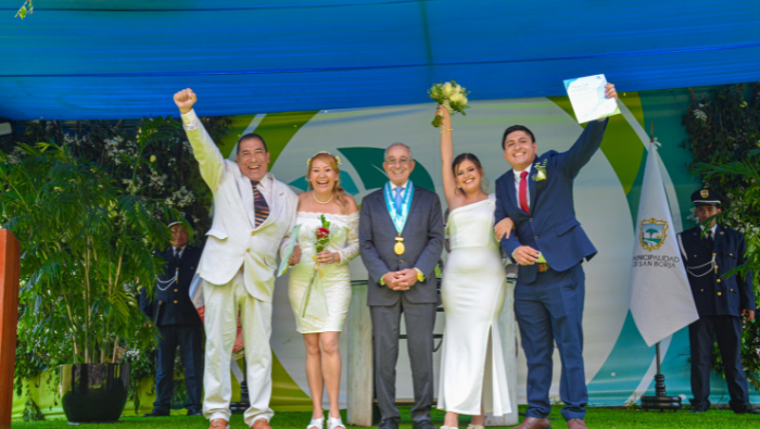 43 parejas sellan su amor en el Matrimonio Civil Comunitario de San Borja