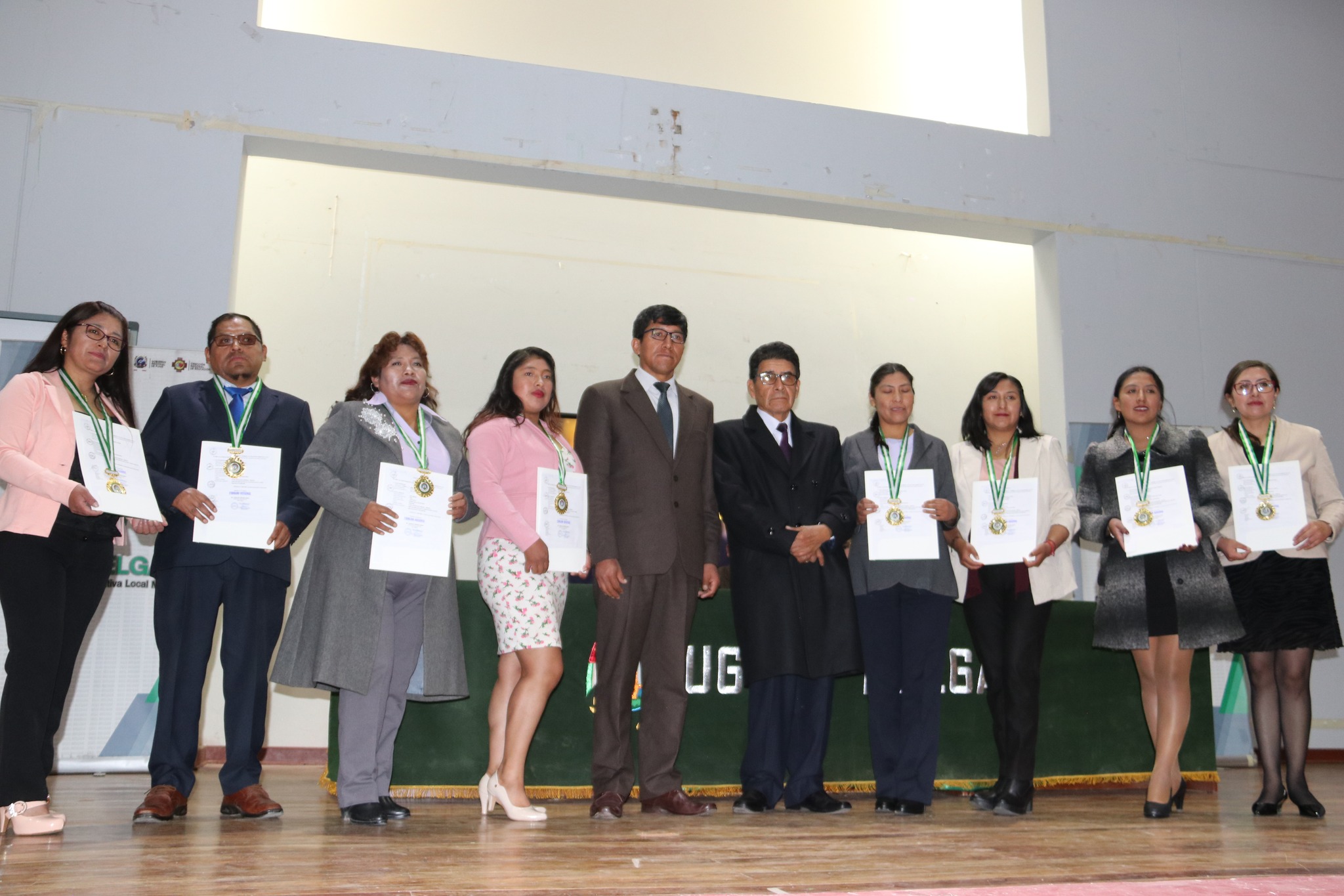 Entrega de resoluciones