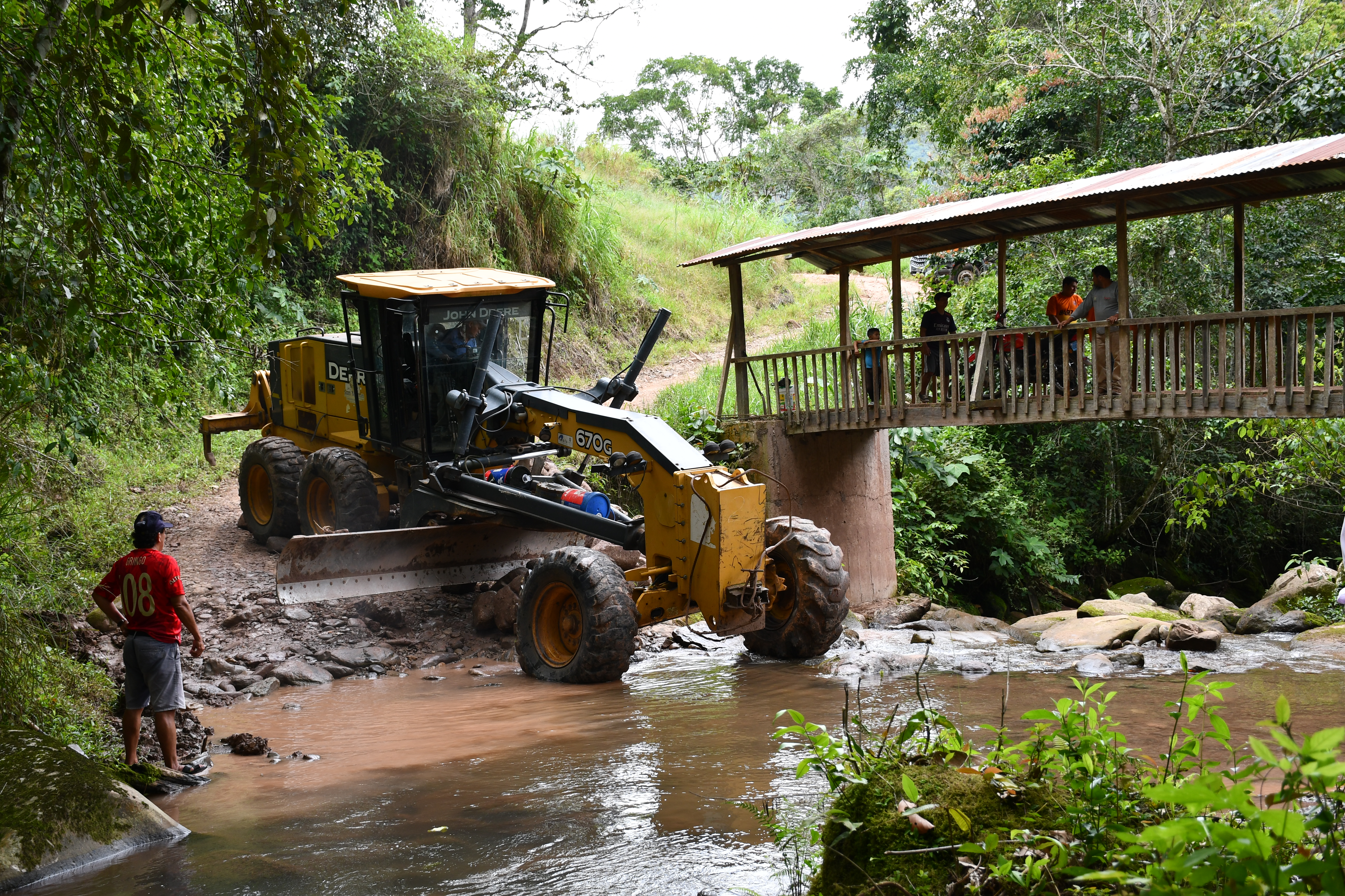 vía departamental que conecta Moyobamba y El Dorado
