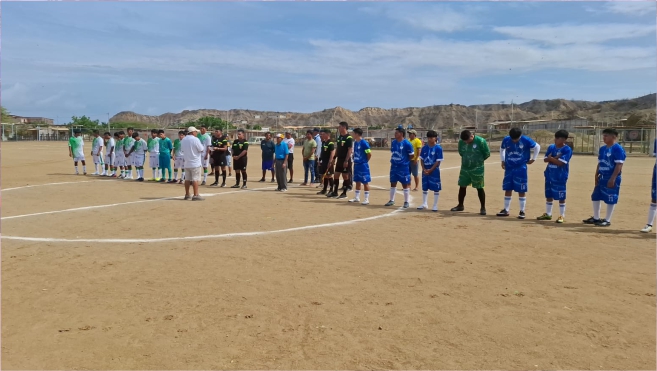 Foto Se inicia el campeonato Copa Perú en Canoas de Punta Sal