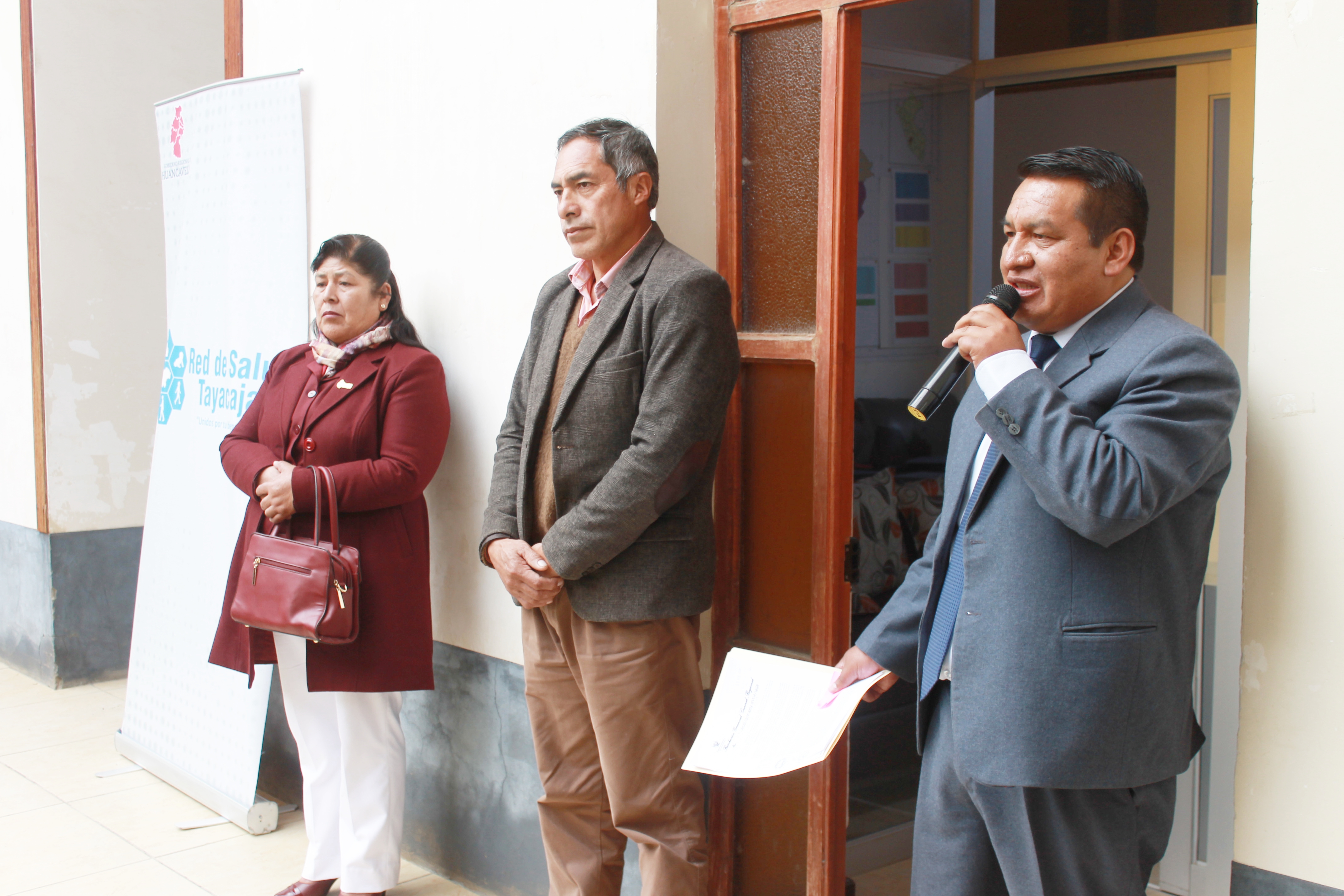 Ceremonia de designación del nuevo director de la Red de Salud Tayacaja.