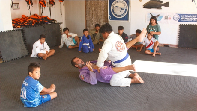 Foto Taller de Jiu Jitsu en vacaciones útiles