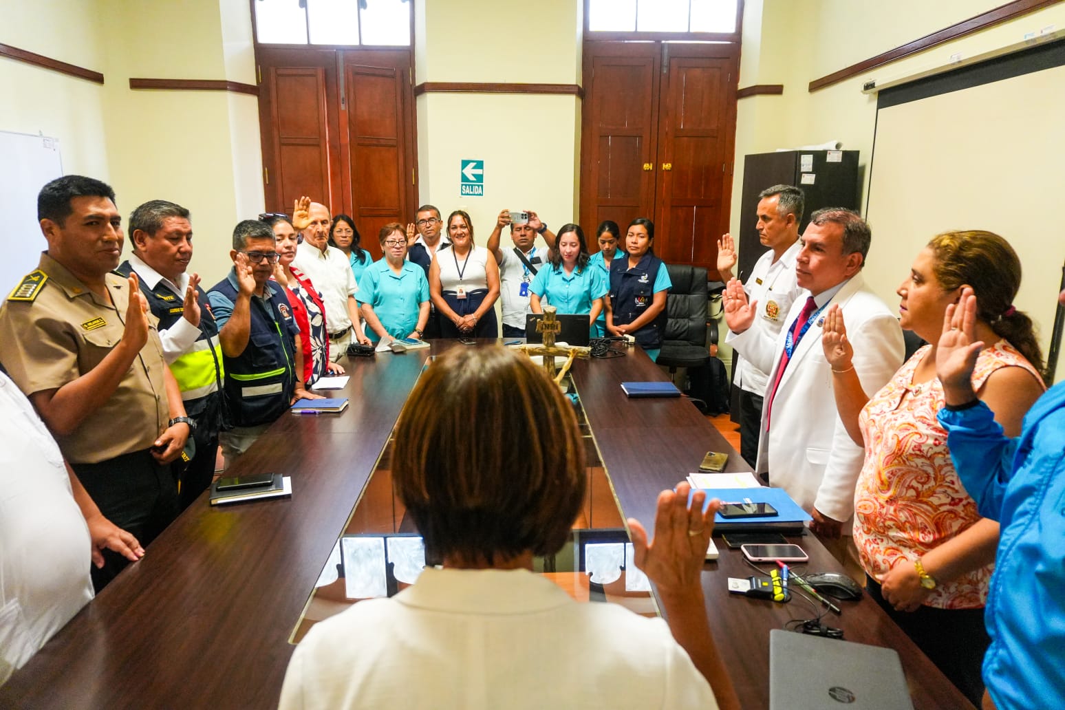 Juramentan comité y consejo de salud de Chiclayo
