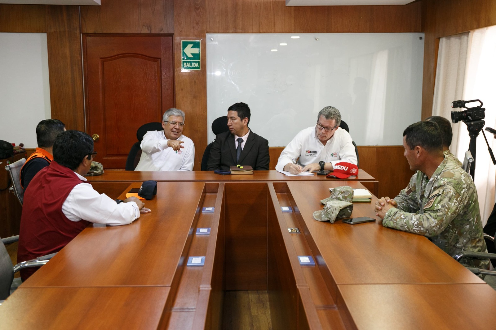 Ministro de Defensa constató respuesta articulada para enfrentar emergencias por lluvias en Cusco y Apurímac