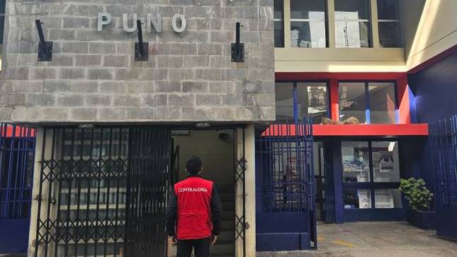 Puno.– La Contraloría General de la República advirtió que el Gobierno Regional de Puno no estaría cumpliendo con las normas establecidas para la conformación del comité encargado de recibir y liquidar la obra: “Mejoramiento de la Carretera Calacota - Santa Rosa de Huayllata (Ruta R-11) Distrito de Ilave, Provincia de El Collao - Puno”. Esta situación podría generar demoras en la liquidación y transferencia del proyecto.