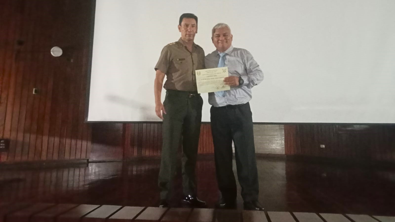 Oficiales del Ejército peruano participaron en conferencia sobre uso de la fuerza por parte de las Fuerzas Armadas