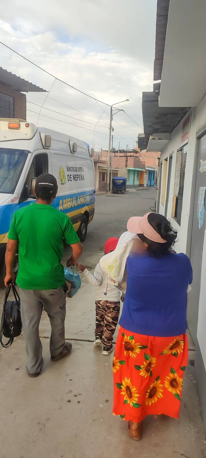 Traslado de bebé al Hospital "Eleazar Guzmán Barrón" de Nuevo Chimbote
