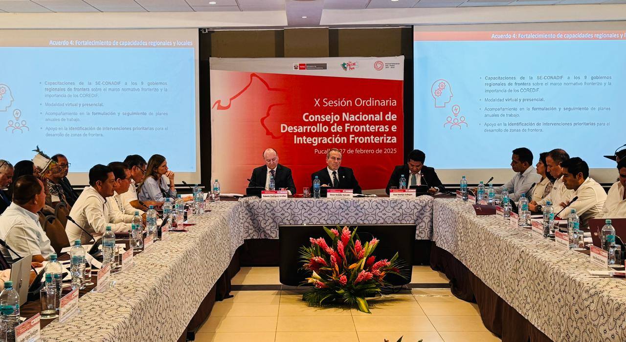 "El gobernador René Chávez presenta propuestas en CONADIF para impulsar el desarrollo fronterizo"