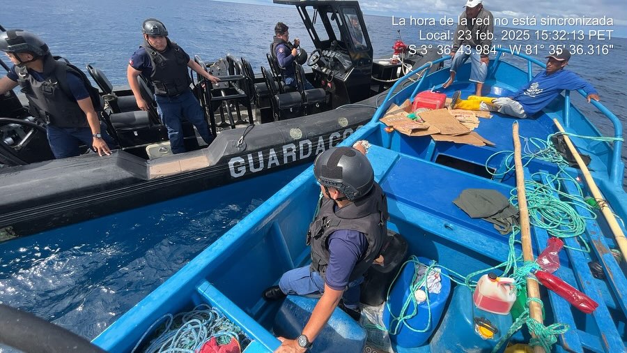 Marina de Guerra del Perú intervino embarcaciones ecuatorianas que realizaban pesca ilegal en Tumbes