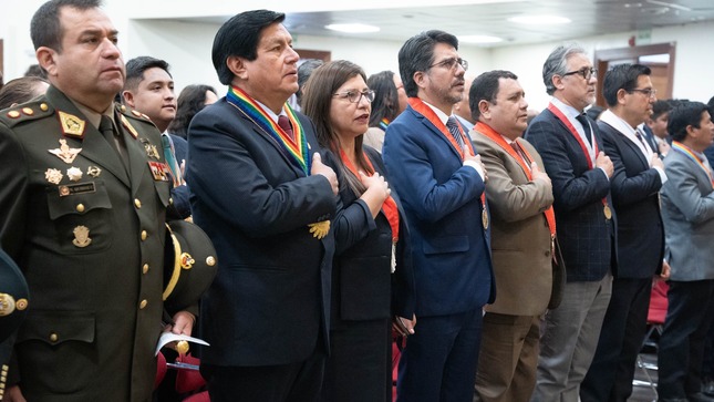 Presidenta de la Corte de Cusco asistió a la juramentación del Nuevo Consejo Directivo del Ilustre Colegio de Abogados del Cusco