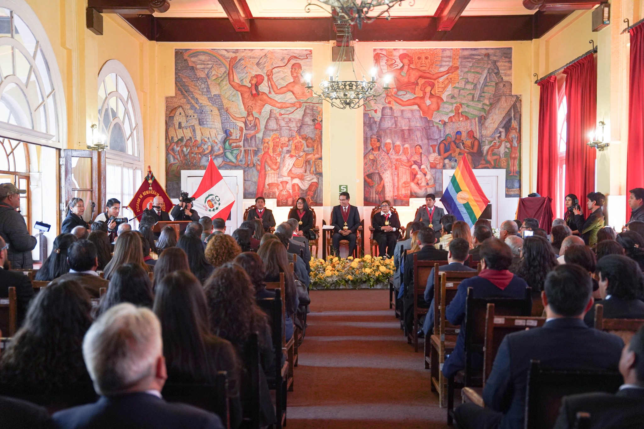 Presidenta de la Corte de Cusco participó en ceremonia por el 190 Aniversario de la creación de la Sociedad de Beneficencia del Cusco