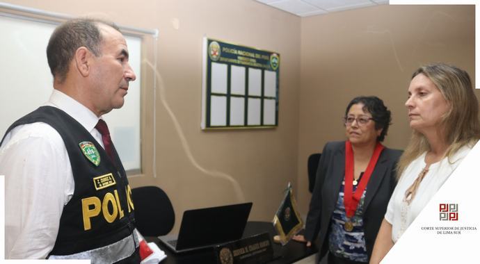 Congresista María del Carmen Alva prieto visita la Unidad de Flagrancia Delictiva de la Corte Superior de Lima Sur
