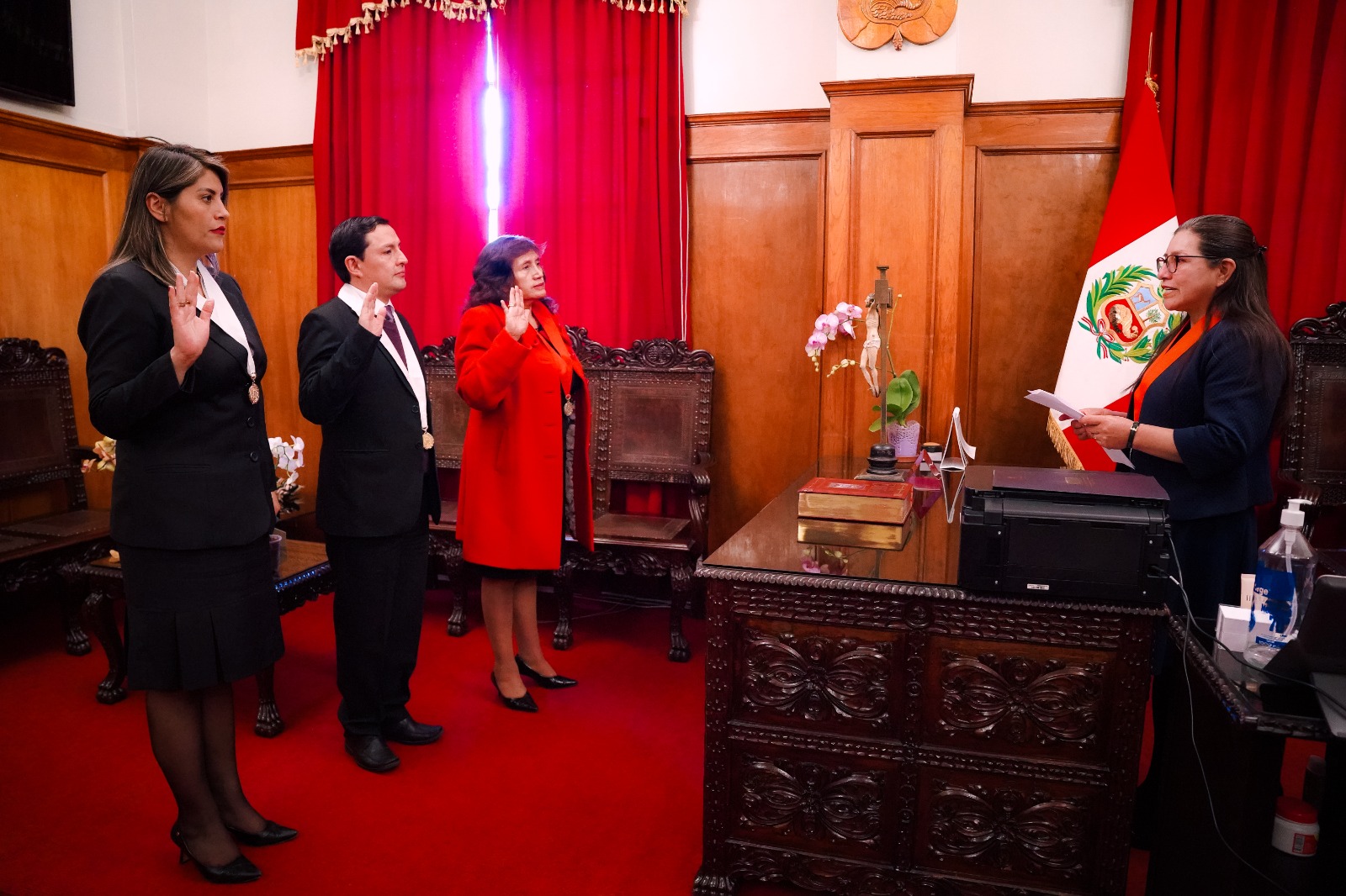 Presidenta de la Corte de Cusco tomó juramento a jueces del Equipo Técnico Distrital de Implementación del Código Procesal Penal 2025-2026