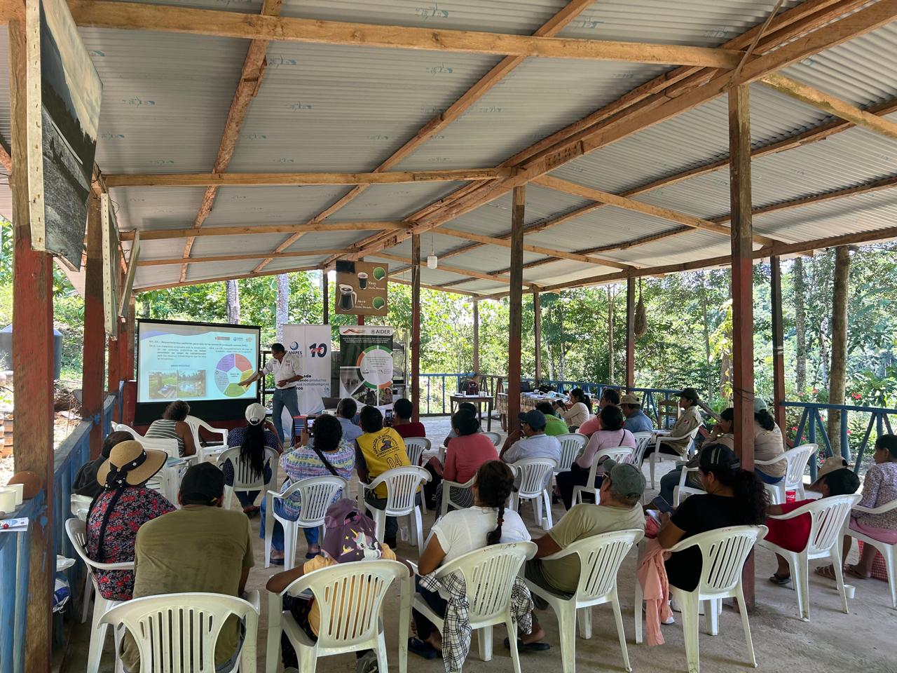 Madre de Dios: Sanipes fortalece capacidades de 66 acuicultores y pescadores artesanales