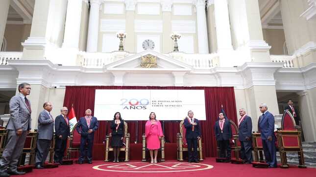 Presidenta de la Corte de Cusco participó en las actividades conmemorativas por el Bicentenario de la Corte Suprema