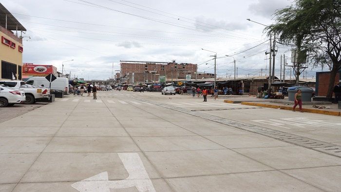 Av. Blas de Atienza