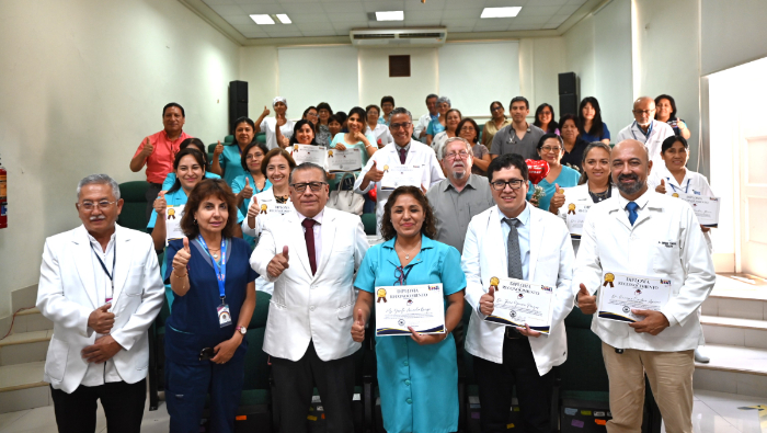 El recurso humano de la UPOCV actualmente está conformado por seis médicos pediatras intensivistas, 18 enfermeras pediatras intensivistas y 9 técnicos de enfermería con una amplia experiencia.