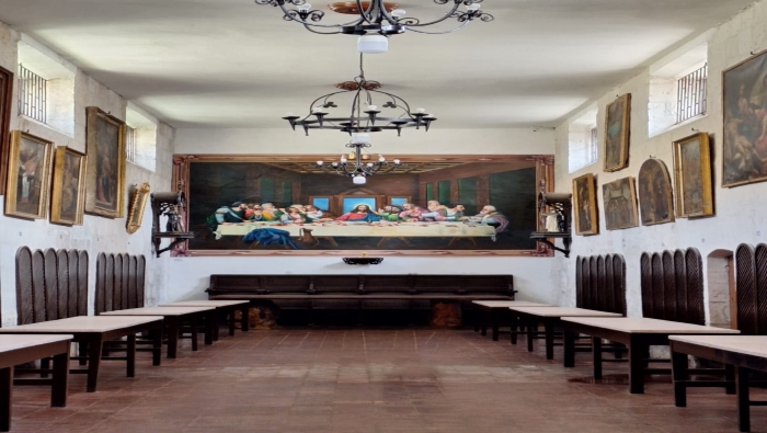 4.	Refectorio del Museo de La Recolecta. 