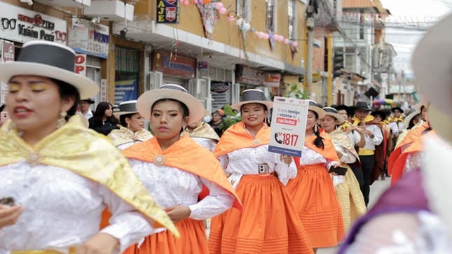 Ministerio de Cultura: a ritmo de coplas la ciudadanía  le dijo no al racismo en el Carnaval Ayacuchano