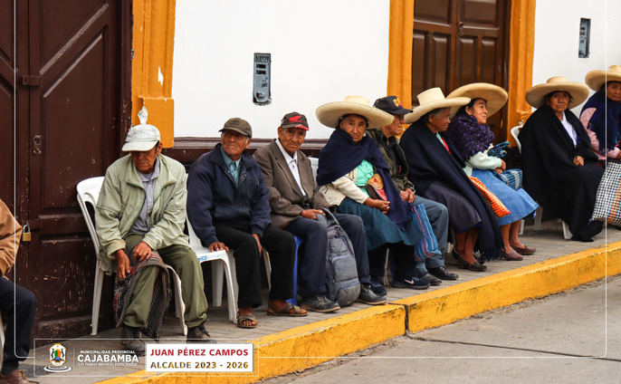 Se inició la semana de pago para veneficiarios de pensión 65