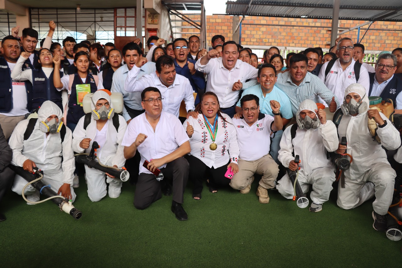 Autoridades unen fuerzas contra el dengue.