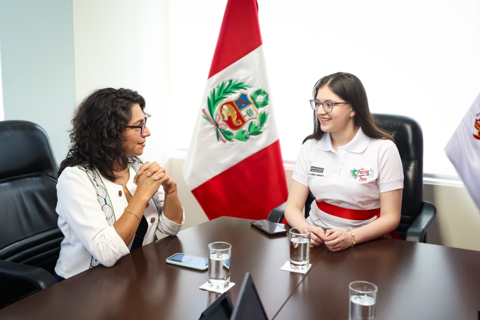 Día de la Mujer 2025: niña representante del CCONNA ocupó el cargo de ministra de Desarrollo e Inclusión Social