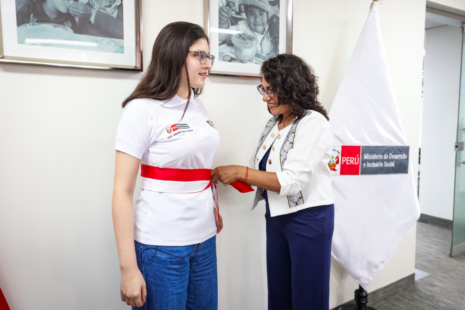 Día de la Mujer 2025: niña representante del CCONNA ocupó el cargo de ministra de Desarrollo e Inclusión Social
