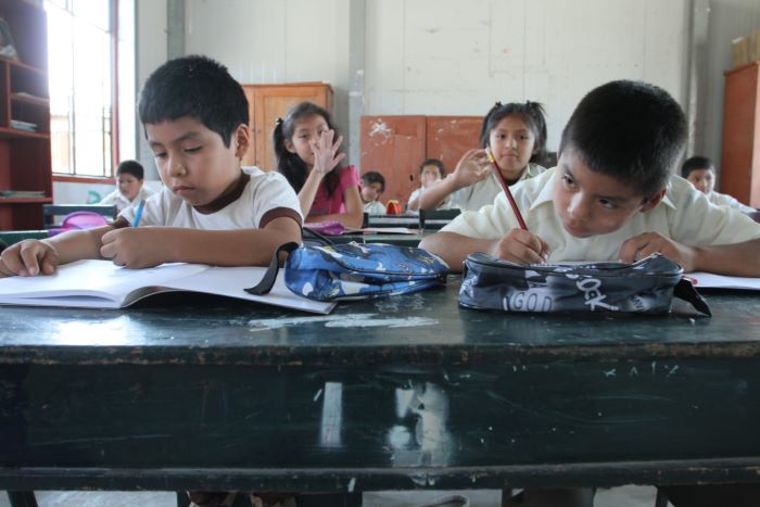 Indecopi ordena a colegio de Tacna matricular a dos hermanos que no estaban al día con pagos