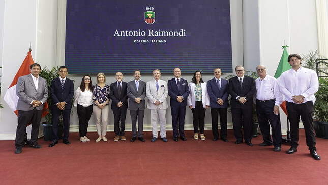 La Molina inicia el año escolar con la visita del alcalde Diego Uceda al colegio ítalo-peruano Antonio Raimondi