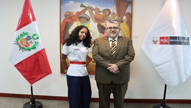 ¡Yo Ministra! Loriet Antonella Durand Maldonado asumió la cartera del sector Cultura por un día