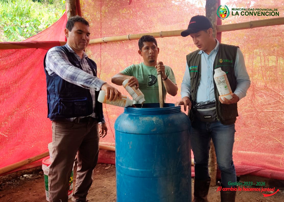 Capacitación al equipo técnico del proyecto raíces y tuberosas, impulsando la producción de abonos orgánicos