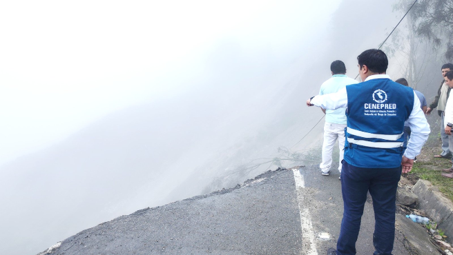 Cenepred brinda soporte técnico tras deslizamiento de tierra en Cajamarca