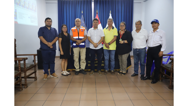Cabe mencionar que esta presentación se realizó en el marco del convenio de Cooperación Interinstitucional entre el Ministerio de Vivienda, Construcción y Saneamiento, COFOPRI y la Municipalidad de El Agustino, sobre el proyecto de Catastro Urbano Nacional.
La actividad fue encabezada por el alcalde Richard Soria, con la participación de una delegación de COFOPRI y funcionarios ediles.