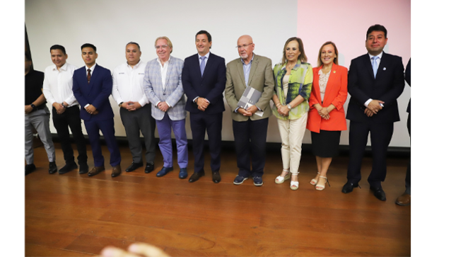 Esta iniciativa busca fortalecer la formación de profesionales en la lucha contra la inseguridad.  
Desde nuestra gestión, seguimos apostando por la capacitación y estrategias que permitan un distrito más seguro para todos. ¡Seguimos trabajando por El Agustino! 💪