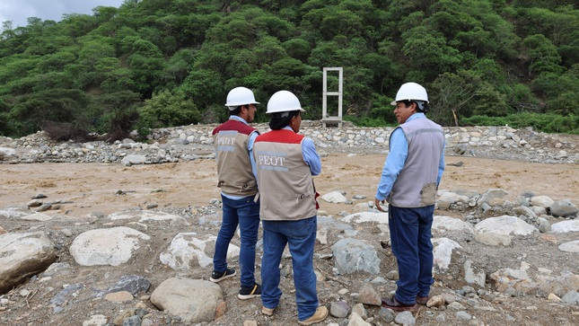 Puente Agua Blanca tendrá una longitud de 76 metros, con una capacidad de carga de 03 toneladas. Su inversión alcanza los S/. 3 millones 587 mil soles. 