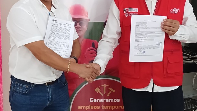 Firma de convenio de fichas Llamkasun