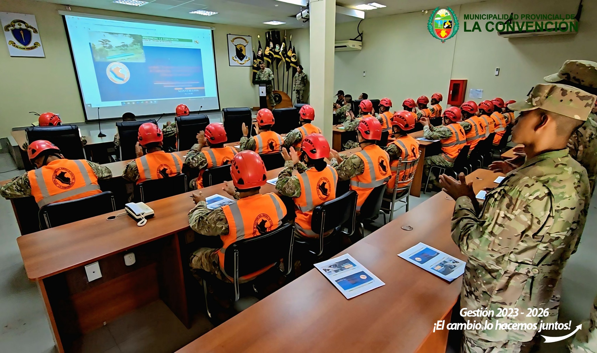 Capacitación y preparación al personal del ejército peruano en seguridad y emergencias