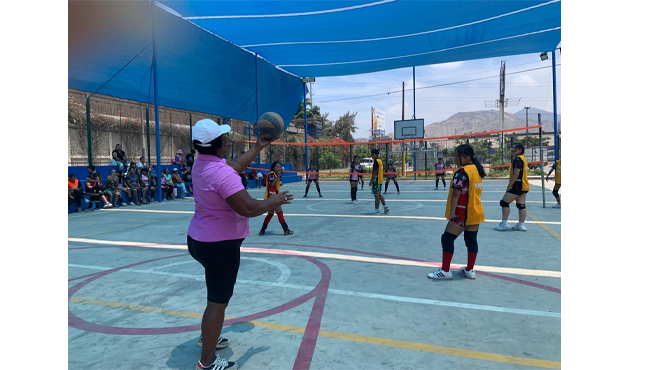 La actividad culminó con un amistoso entre todas las alumnas, y fue realizado en la Loza Deportiva Parque Dinosaurio, teniendo como objetivo principal, el de fomentar la integración y el amor por el deporte, de esta forma se culminó el taller en un ambiente de camaradería y diversión.