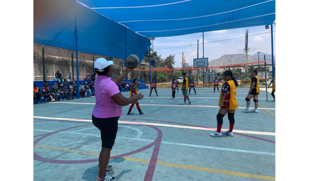 La actividad culminó con un amistoso entre todas las alumnas, y fue realizado en la Loza Deportiva Parque Dinosaurio, teniendo como objetivo principal, el de fomentar la integración y el amor por el deporte, de esta forma se culminó el taller en un ambiente de camaradería y diversión.