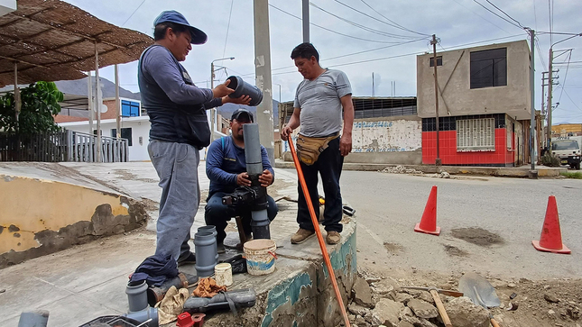Cambio de válvulas de distribución de agua potable 