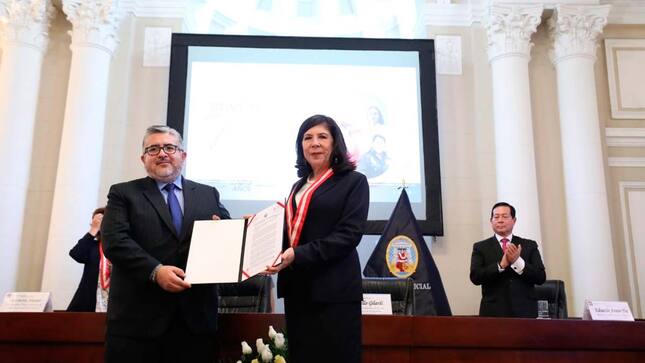Declaran-primer-Expediente-escrito-por-Mujer-Abagado-como-Patrimonio-Cultural-1